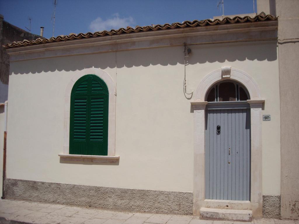 Case Nausica Marina di Ragusa Phòng bức ảnh